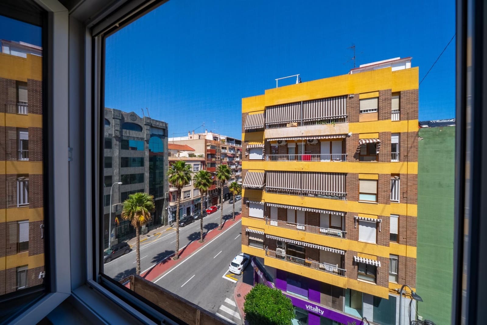 1 sovrum Lägenhet att hyra i Alicante stad - 1 300 € (Ref: 10014228)