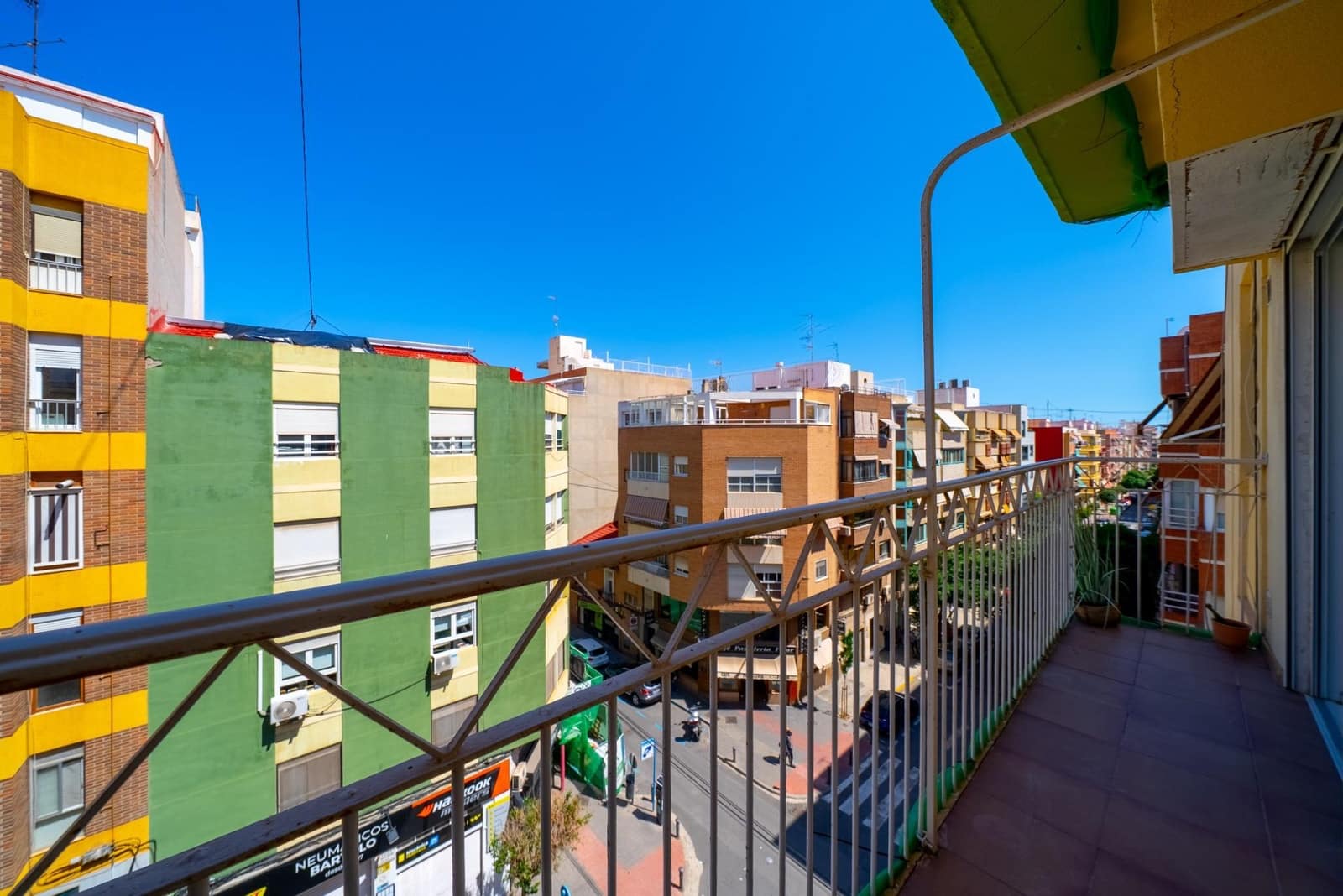 1 sovrum Lägenhet att hyra i Alicante stad - 1 300 € (Ref: 10014228)