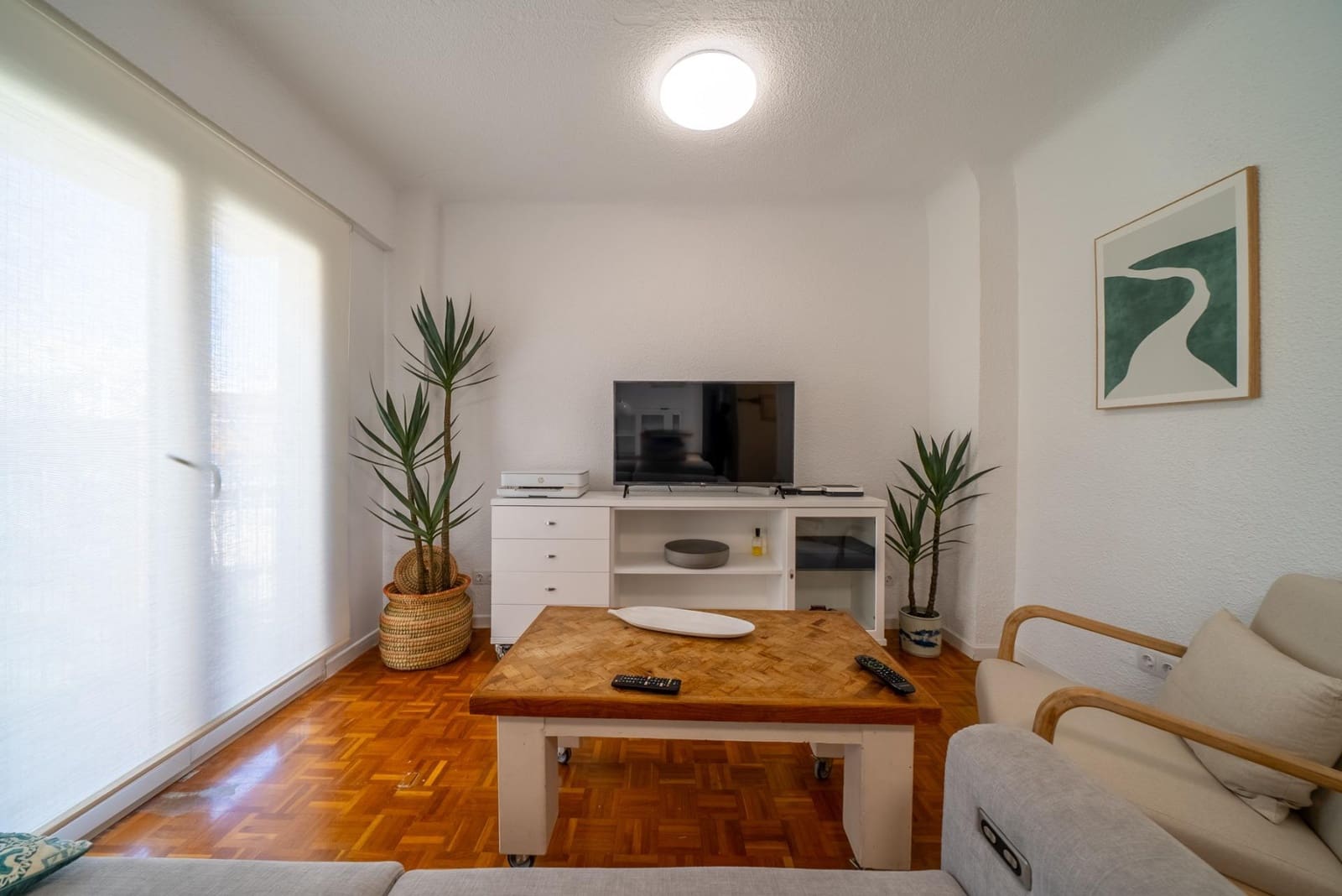 1 sovrum Lägenhet att hyra i Alicante stad - 1 300 € (Ref: 10014228)