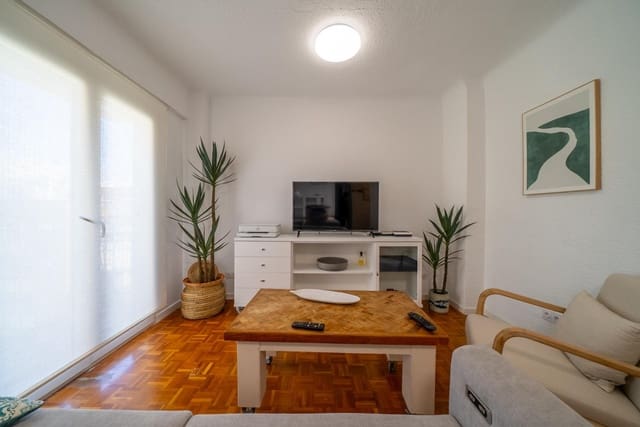 1 sovrum Lägenhet att hyra i Alicante stad - 1 300 € (Ref: 10014228)