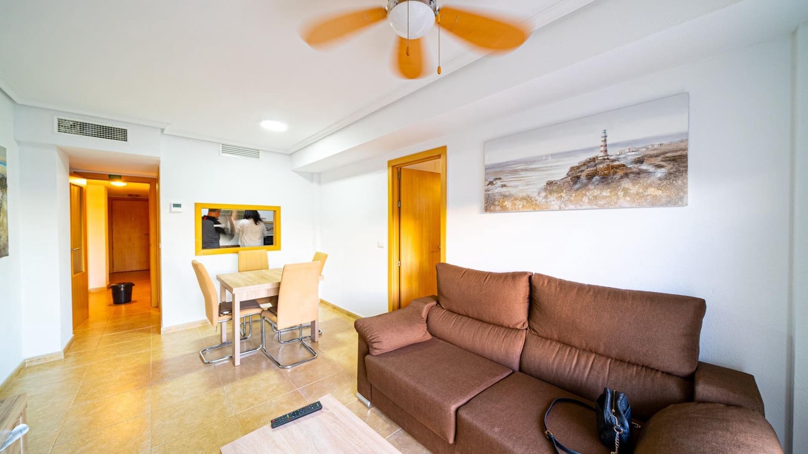 2 Zimmer Apartment zu vermieten in El Campello mit Pool Garage - 1.000 € (Ref: 10014229)