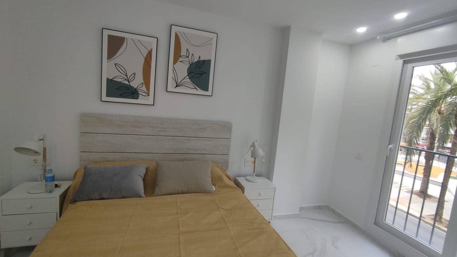 1 sovrum Lägenhet att hyra i Alicante stad med pool - 1 500 € (Ref: 10014232)