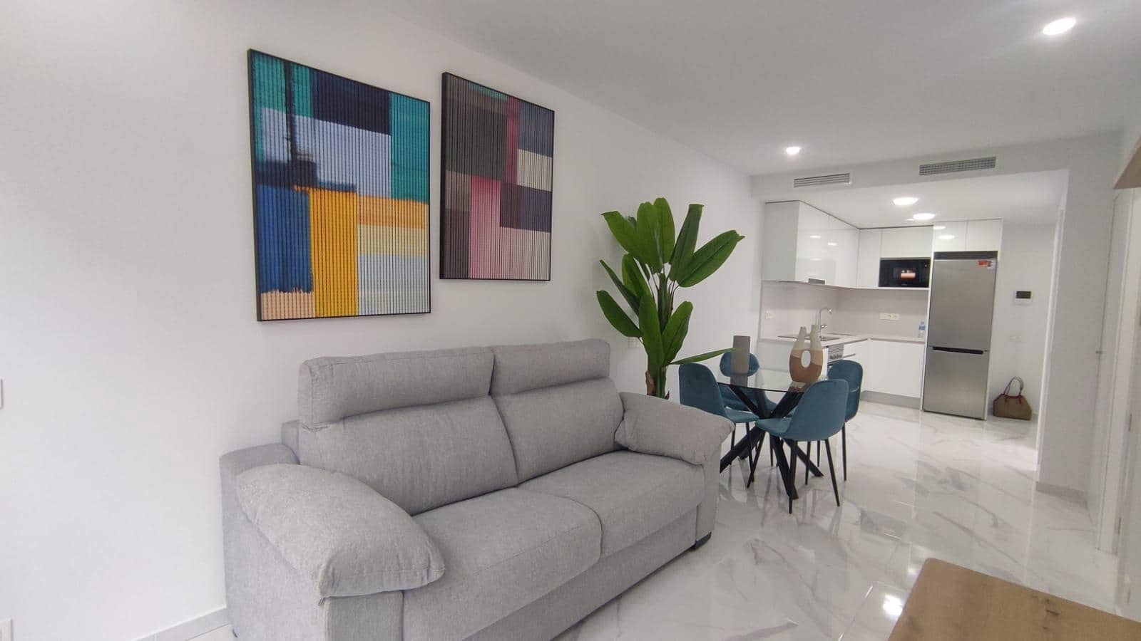 1 sovrum Lägenhet att hyra i Alicante stad med pool - 1 500 € (Ref: 10014232)