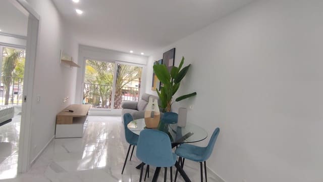 1 sovrum Lägenhet att hyra i Alicante stad med pool - 1 500 € (Ref: 10014232)