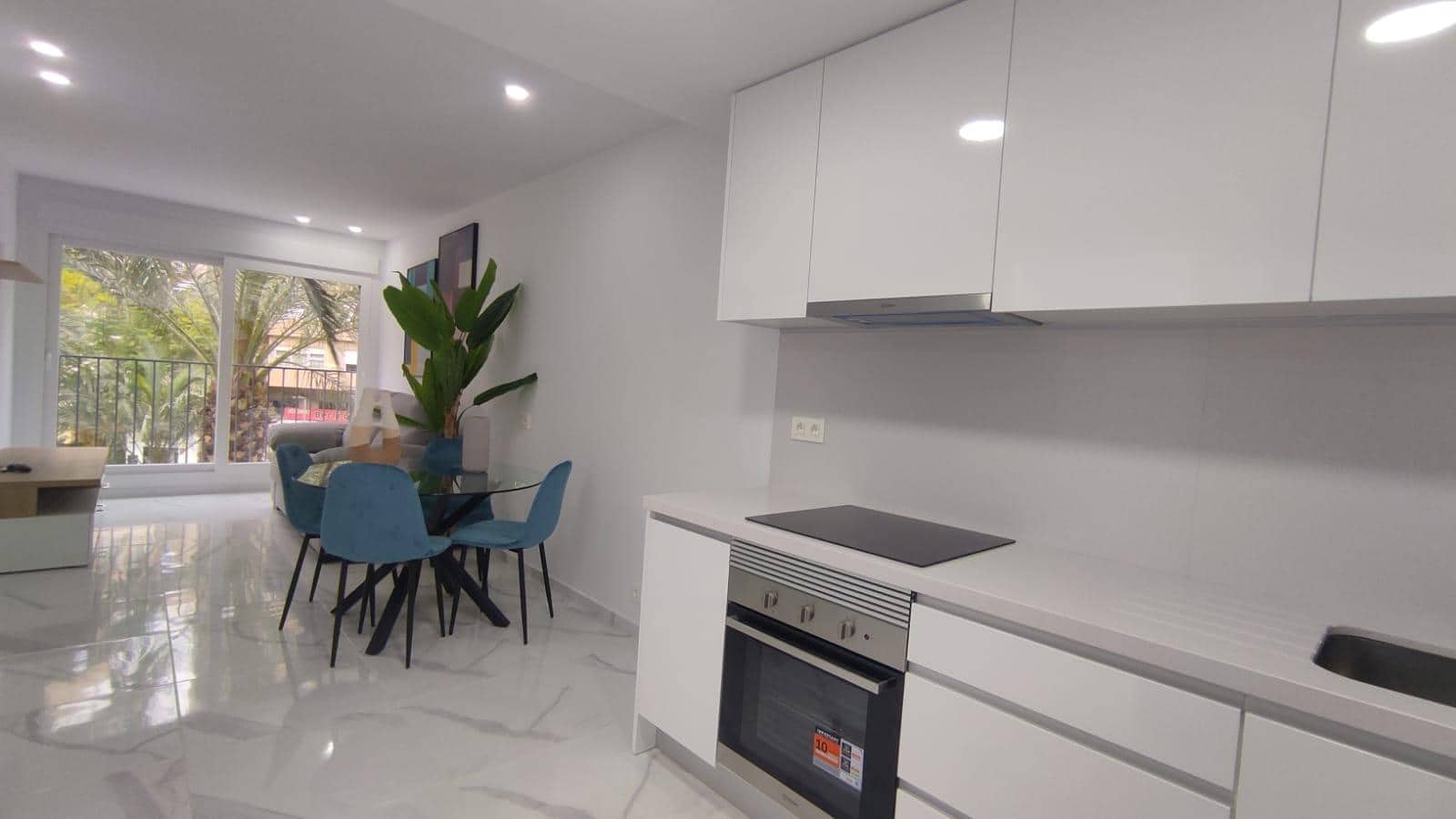 1 sovrum Lägenhet att hyra i Alicante stad med pool - 1 500 € (Ref: 10014232)