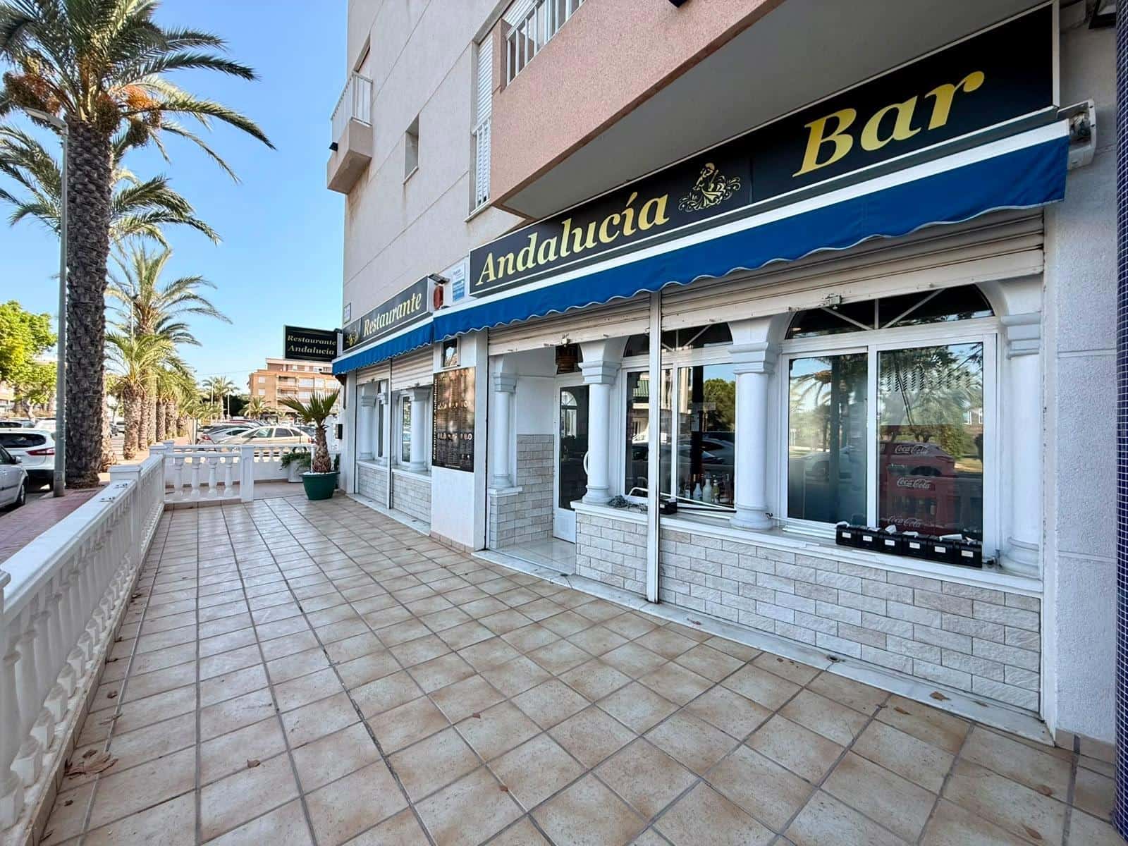 Comercial para venda em Guardamar del Segura com garagem - 269 900 € (Ref: 10015614)