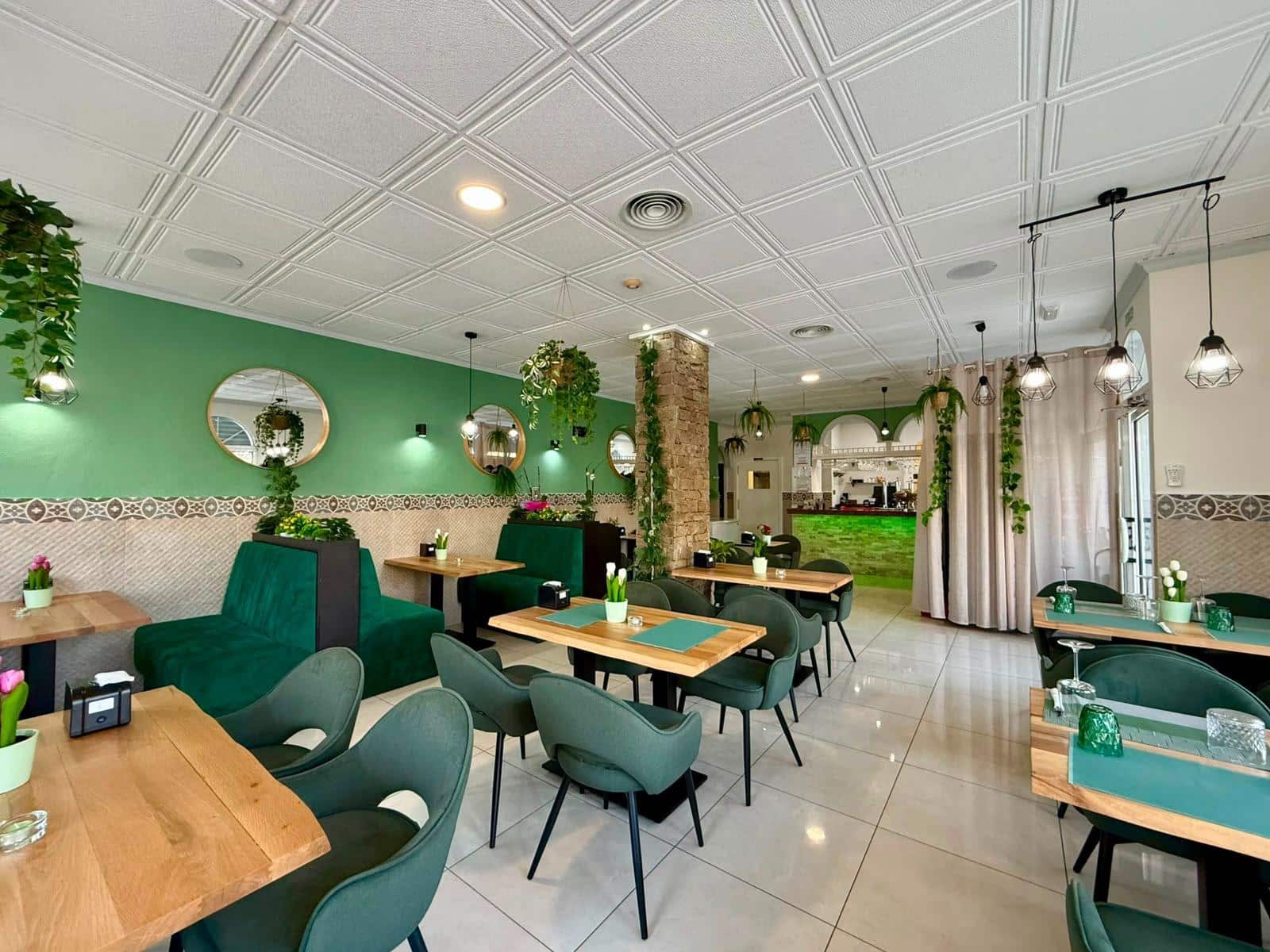 Comercial para venda em Guardamar del Segura com garagem - 269 900 € (Ref: 10015614)