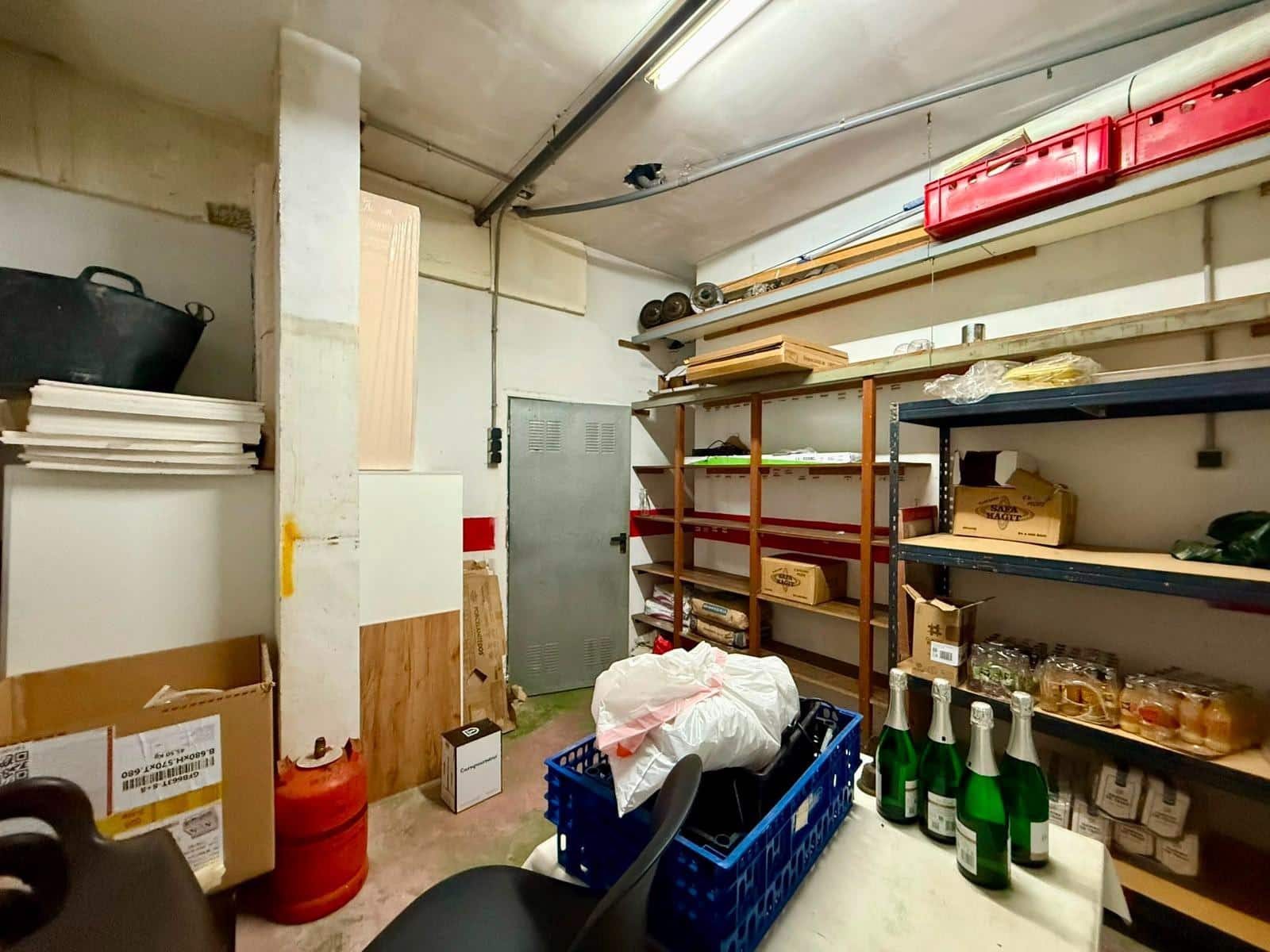 Comercial para arrendar em Guardamar del Segura com garagem - 1 500 € (Ref: 10015615)