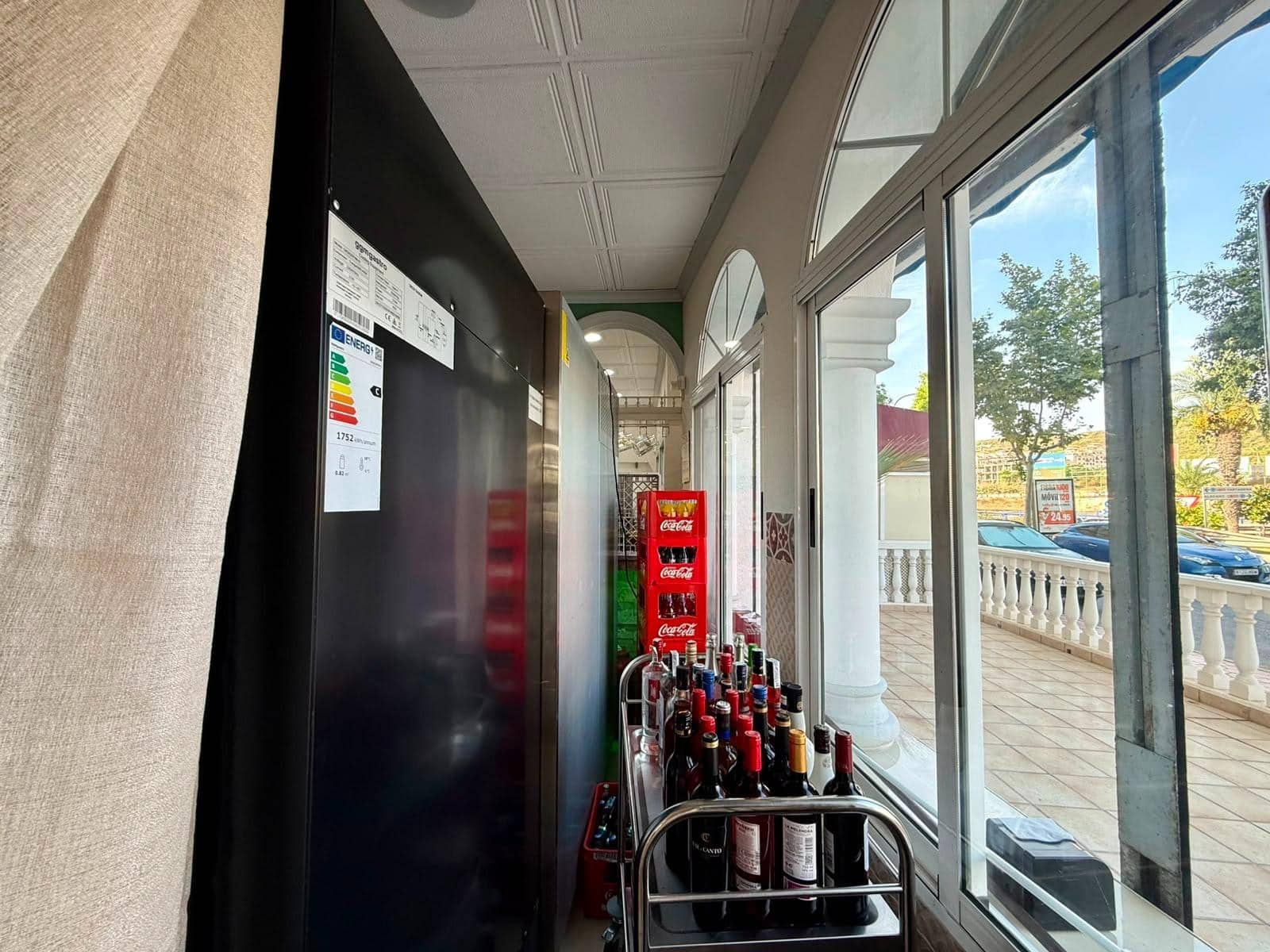 Comercial para arrendar em Guardamar del Segura com garagem - 1 500 € (Ref: 10015615)