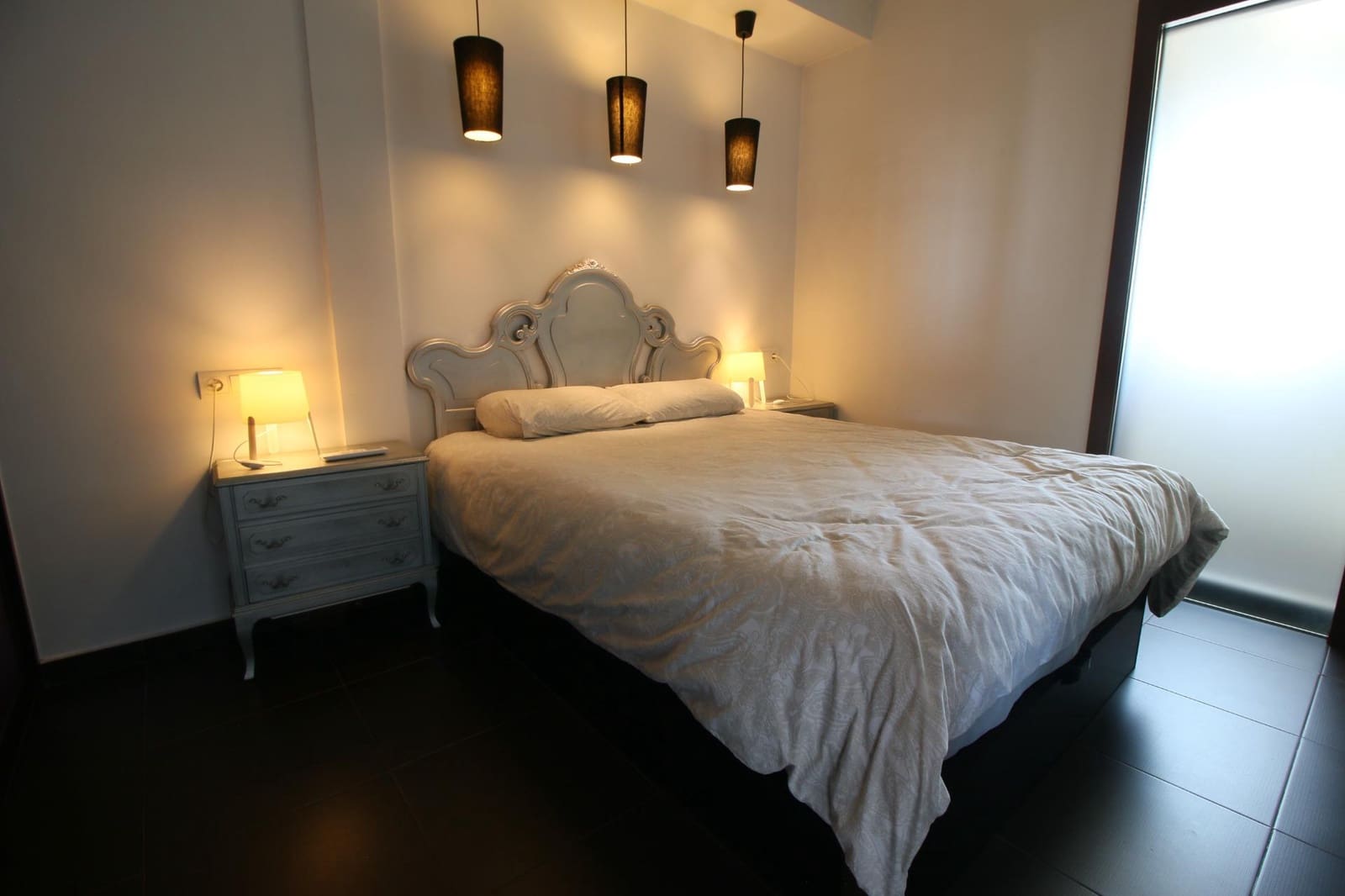 1 sovrum Lägenhet att hyra i Alicante stad - 1 100 € (Ref: 10015618)