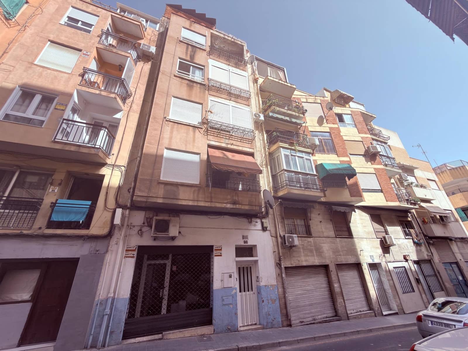 2 bedroom Apartment for sale in Alicante / Alacant city - € 129,900 (Ref: 10015619)