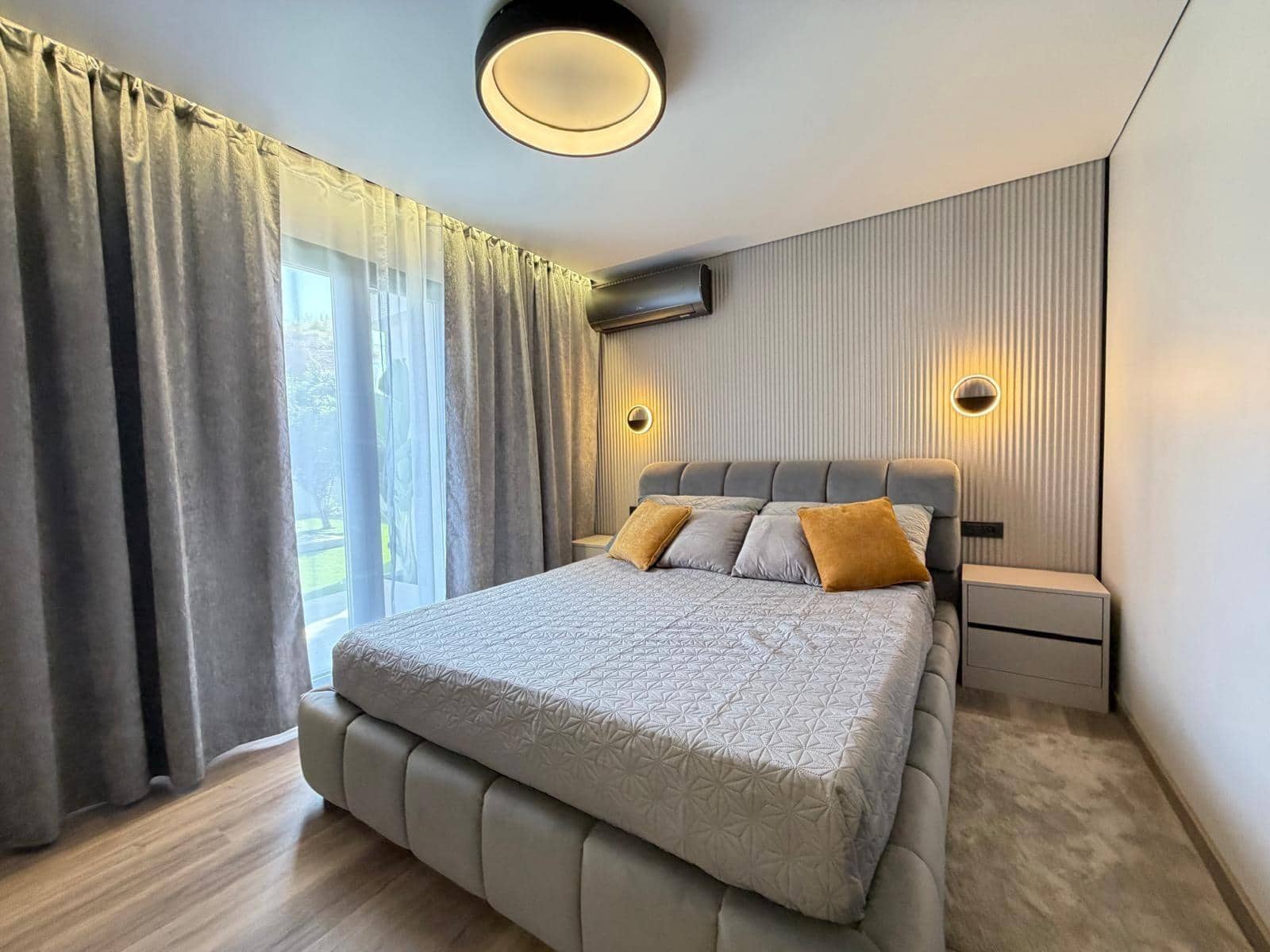 4 sypialnia Willa na sprzedaż w Punta Prima z basenem garażem - 749 000 € (Ref: 10017548)