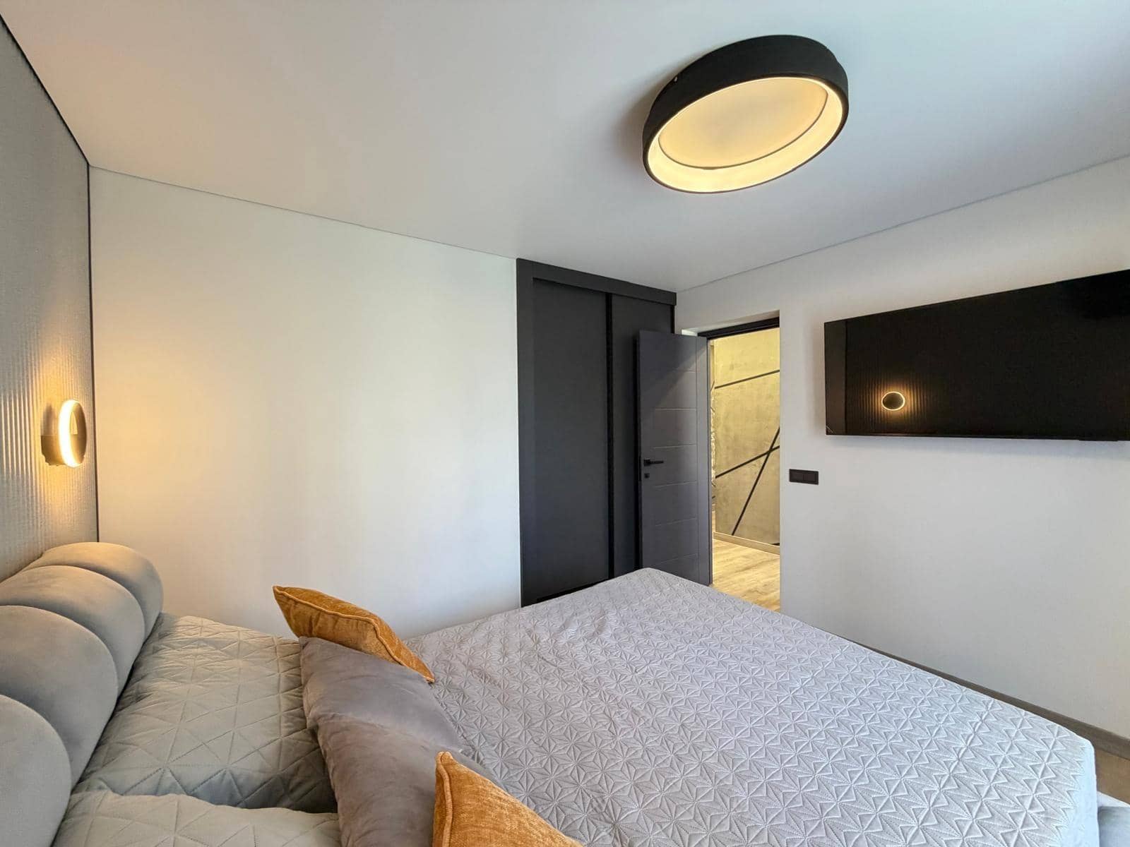 4 sypialnia Willa na sprzedaż w Punta Prima z basenem garażem - 749 000 € (Ref: 10017548)