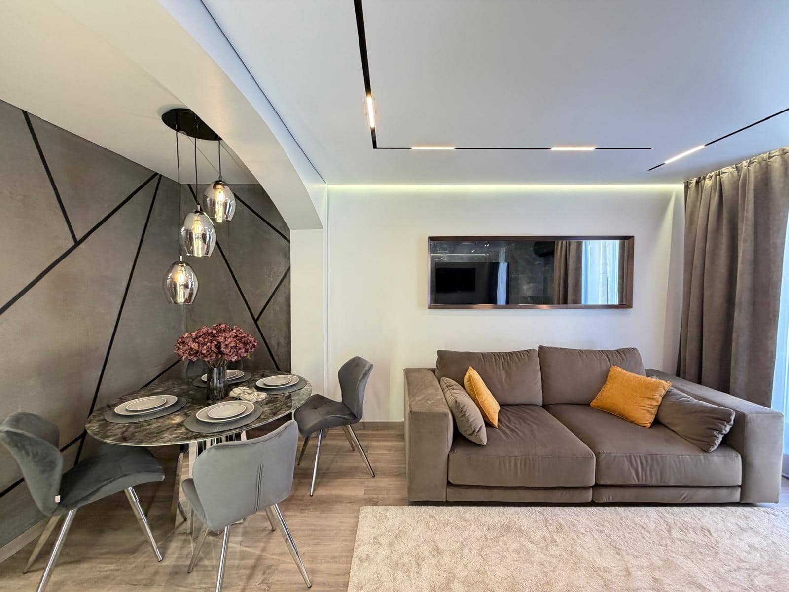 4 sypialnia Willa na sprzedaż w Punta Prima z basenem garażem - 749 000 € (Ref: 10017548)