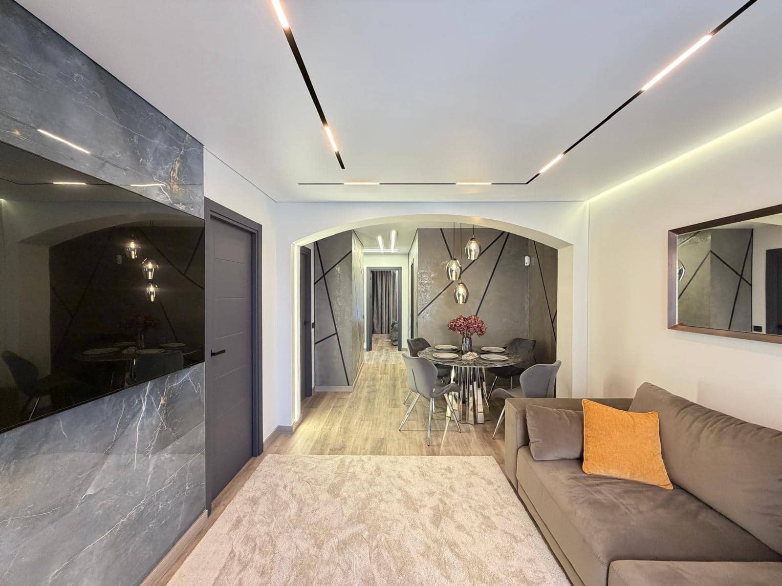 4 sypialnia Willa na sprzedaż w Punta Prima z basenem garażem - 749 000 € (Ref: 10017548)