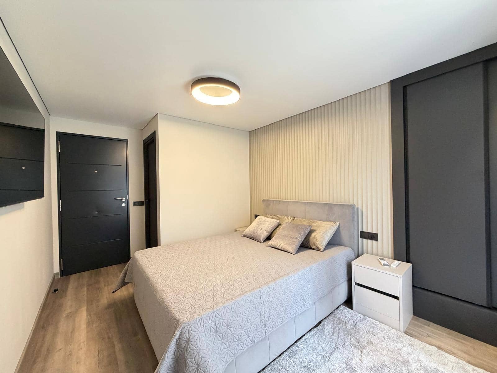 4 sypialnia Willa na sprzedaż w Punta Prima z basenem garażem - 749 000 € (Ref: 10017548)