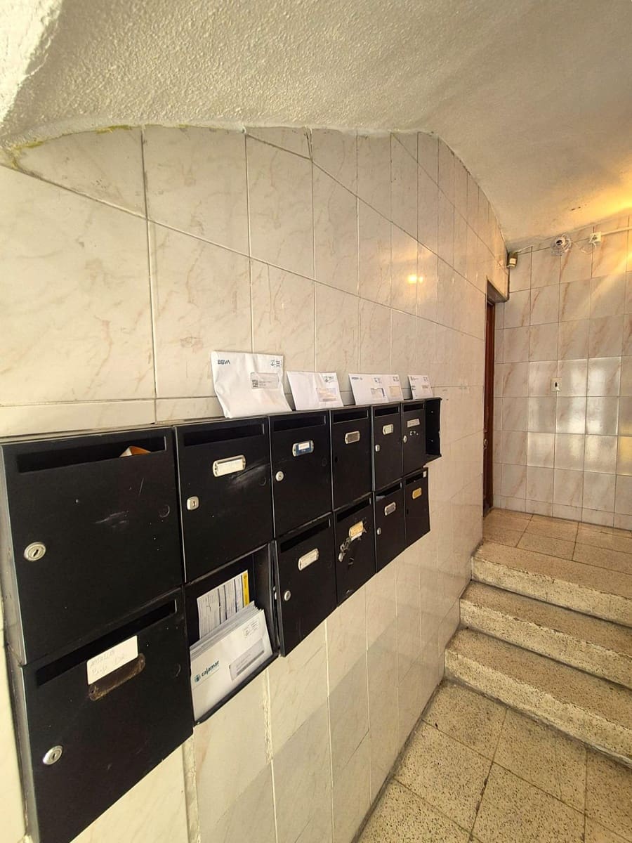 3 soveværelse Lejlighed til salg i Alicante by - € 79.000 (Ref: 10017549)