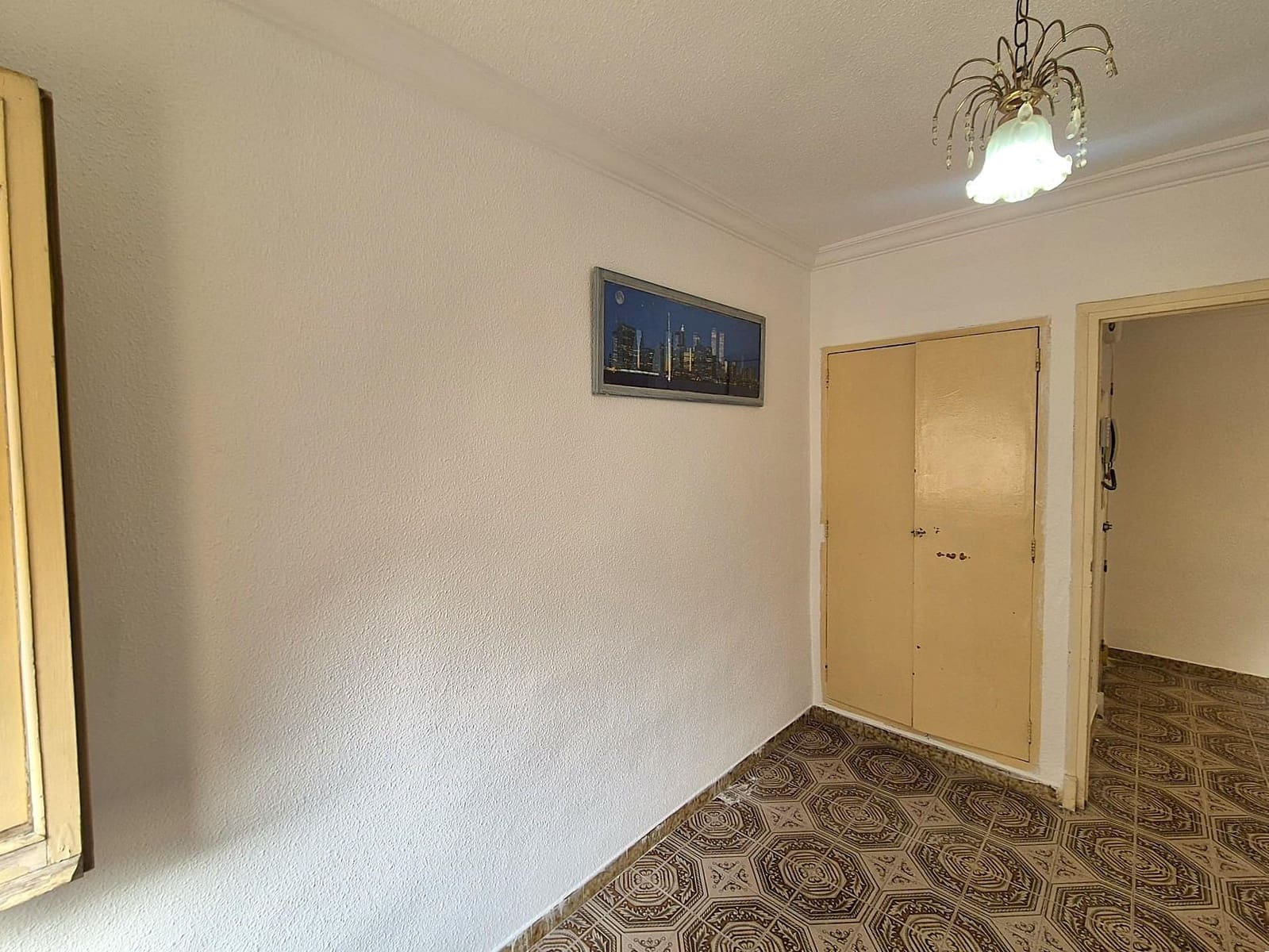 3 soveværelse Lejlighed til salg i Alicante by - € 79.000 (Ref: 10017549)