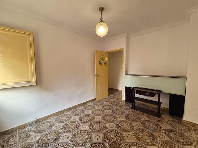 3 soveværelse Lejlighed til salg i Alicante by - € 79.000 (Ref: 10017549)