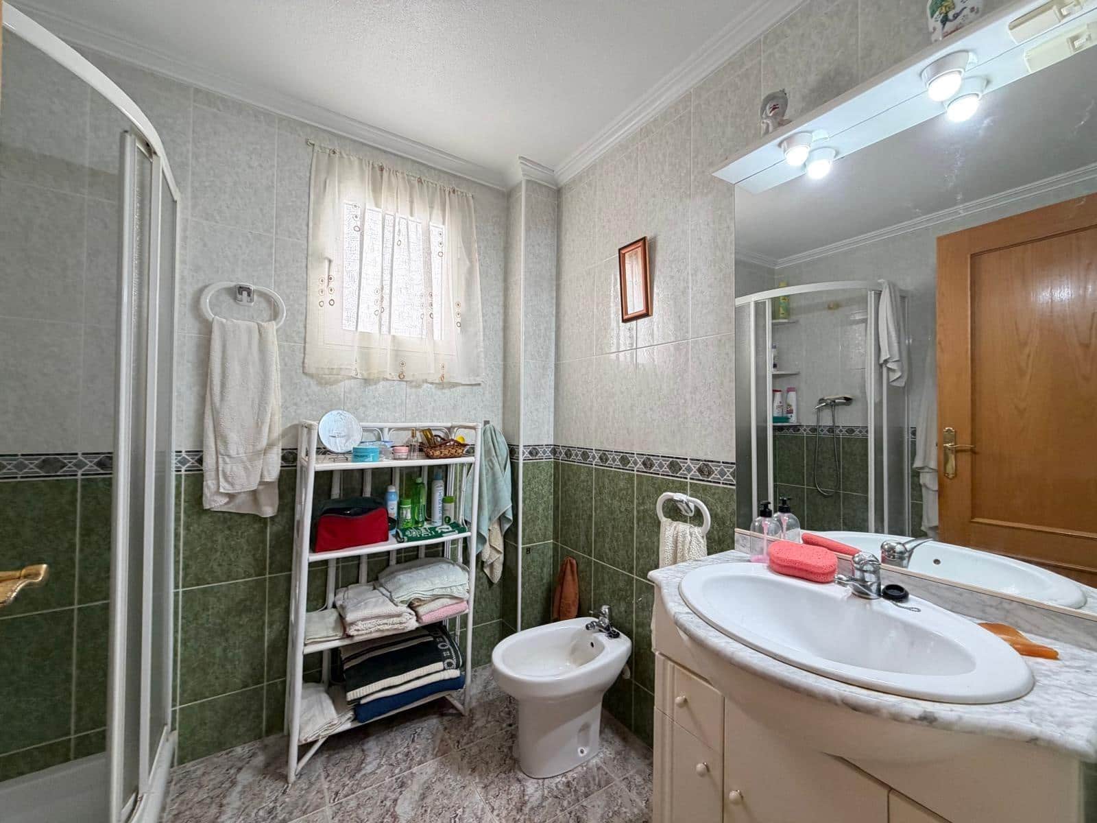 2 soverom Leilighet til salgs i Torrevieja med garasje - € 157 500 (Ref: 10017550)