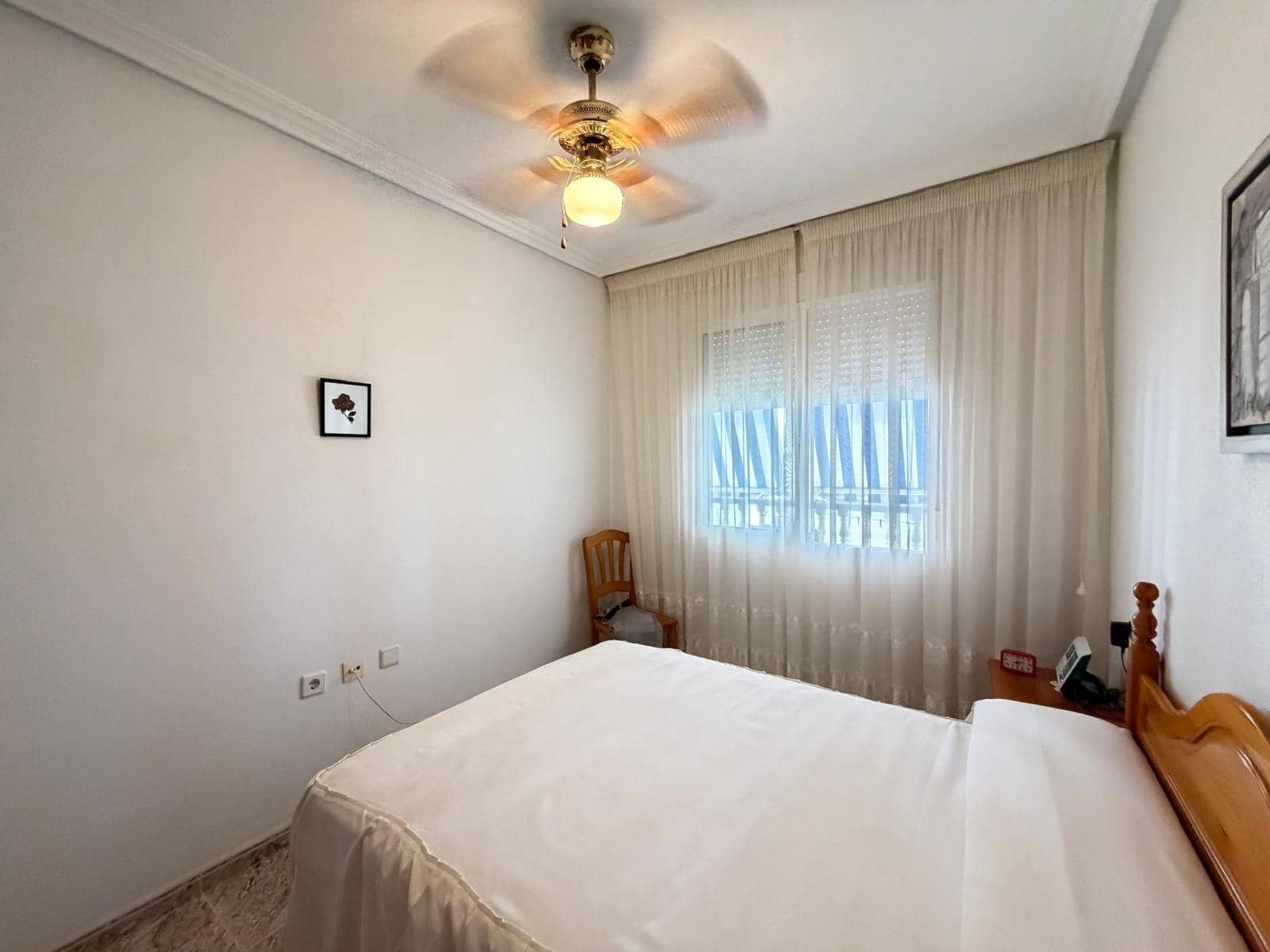 2 soverom Leilighet til salgs i Torrevieja med garasje - € 157 500 (Ref: 10017550)