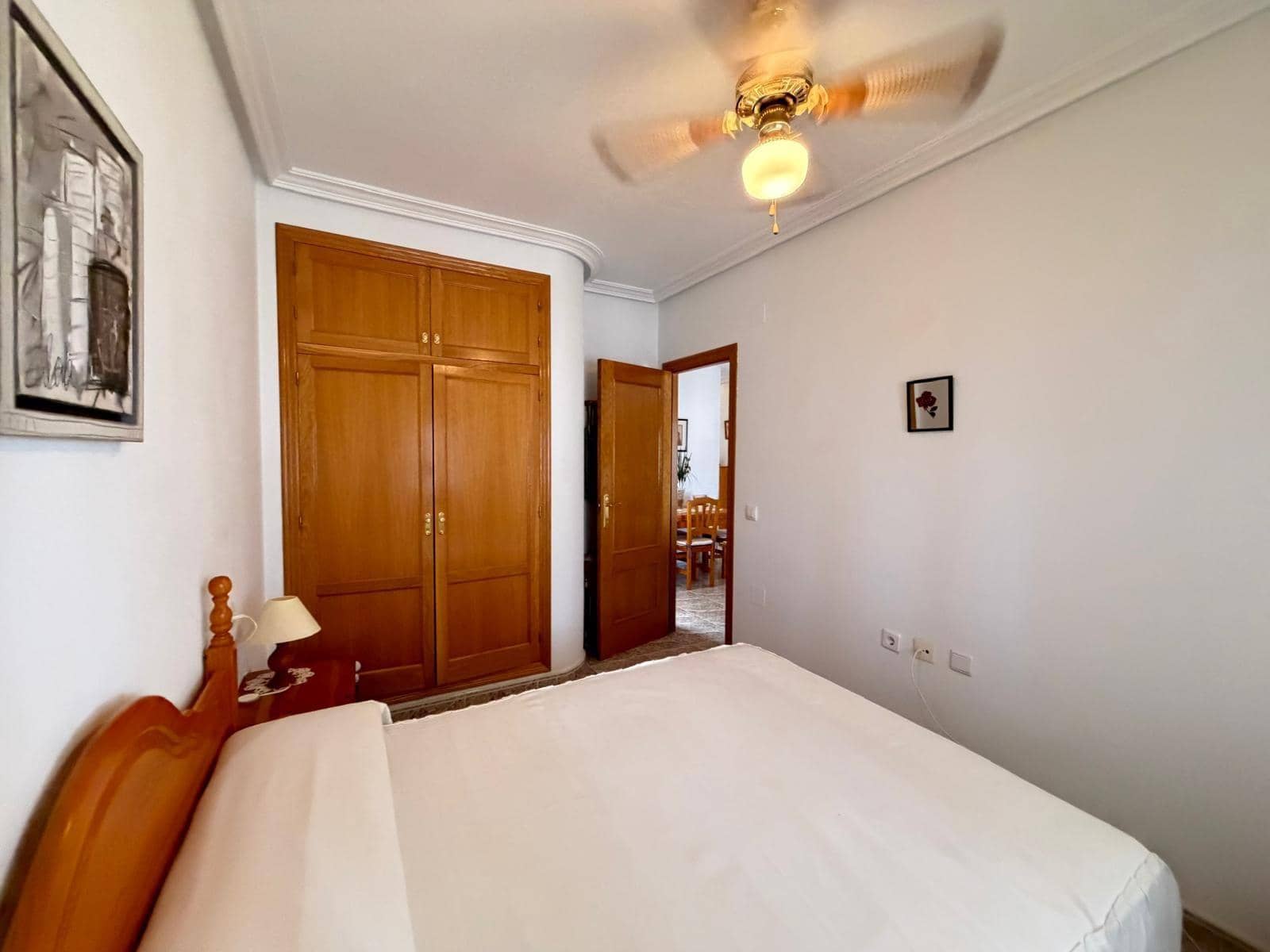 2 soverom Leilighet til salgs i Torrevieja med garasje - € 157 500 (Ref: 10017550)