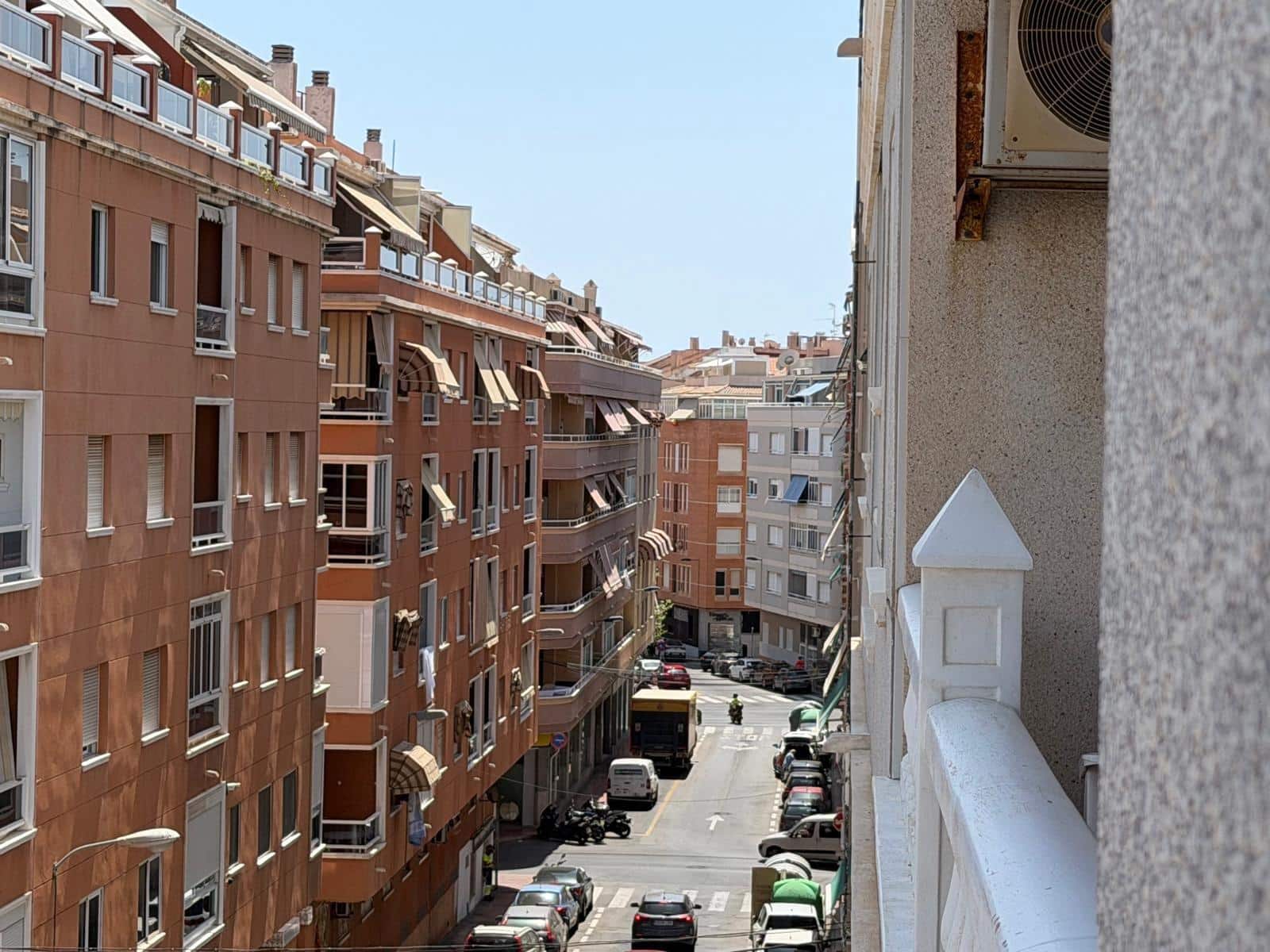 2 soverom Leilighet til salgs i Torrevieja med garasje - € 157 500 (Ref: 10017550)