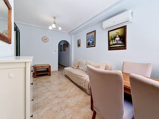 Apartamento de 2 habitaciones en Playa del Cura, Torrevieja en venta con garaje - 159.800 € (Ref: 10022511)