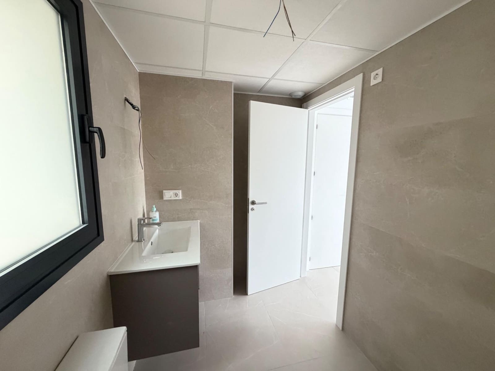3 sovrum Lägenhet till salu i Alicante stad med pool garage - 385 000 € (Ref: 10024190)