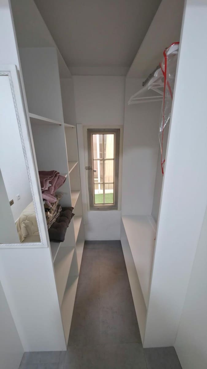 2 soveværelse Lejlighed til salg i Torrevieja med swimmingpool garage - € 174.900 (Ref: 10024191)