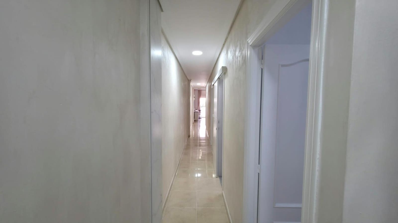 2 soveværelse Lejlighed til salg i Torrevieja med swimmingpool garage - € 174.900 (Ref: 10024191)