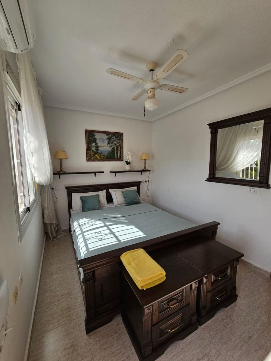 3 quarto Moradia em Banda para arrendar em Gran Alacant com piscina - 1 200 € (Ref: 10024194)