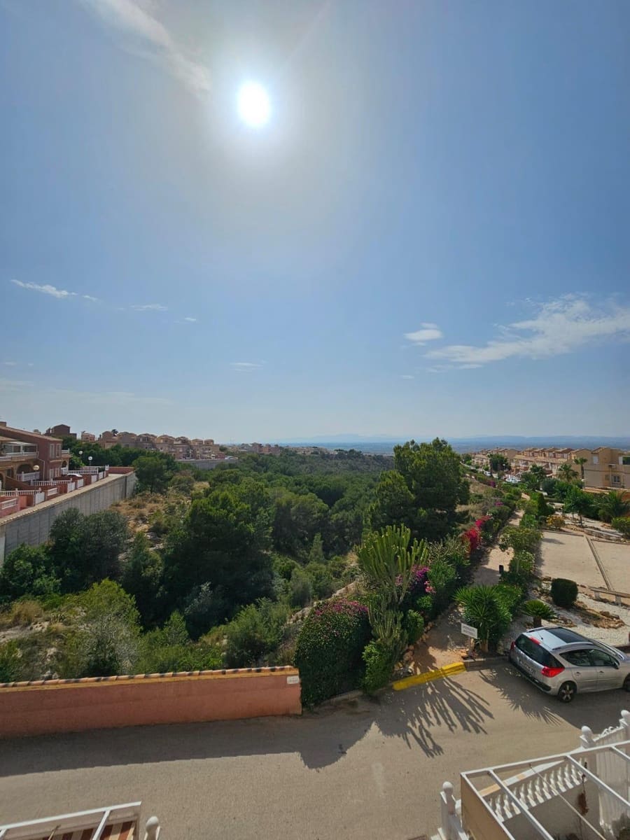 3 quarto Moradia em Banda para arrendar em Gran Alacant com piscina - 1 200 € (Ref: 10024194)