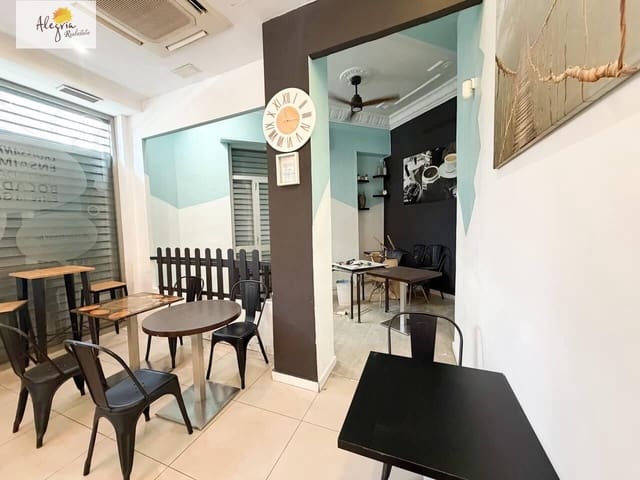 Commercial for sale in Mestalla, Valencia city - € 160,000 (Ref: 10025654)