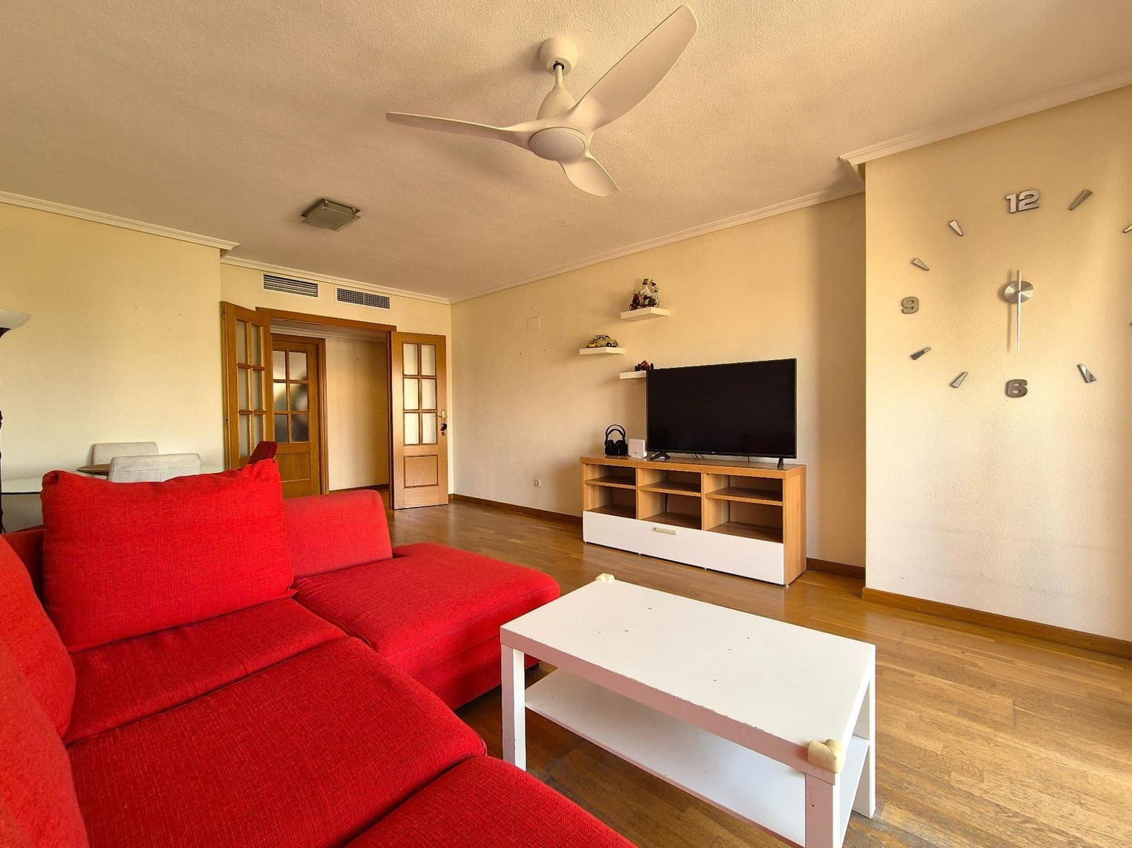 2 slaapkamer Flat te koop in Alicante stad met zwembad garage - € 359.000 (Ref: 10025656)