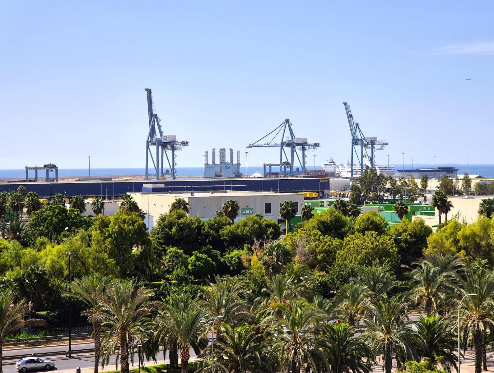 2 slaapkamer Flat te koop in Alicante stad met zwembad garage - € 359.000 (Ref: 10025656)