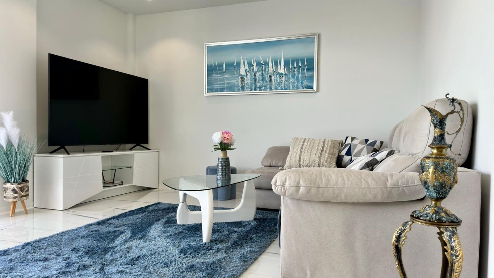 3 soverom Villa til leie i Finestrat med svømmebasseng garasje - € 3 500 (Ref: 10025658)