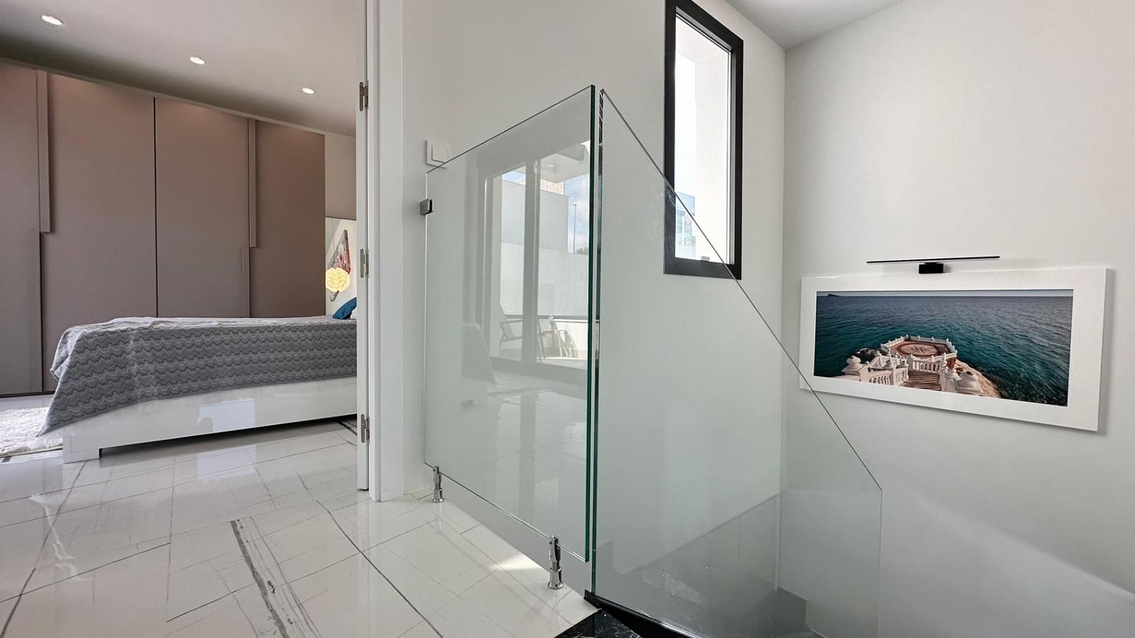 3 soverom Villa til leie i Finestrat med svømmebasseng garasje - € 3 500 (Ref: 10025658)