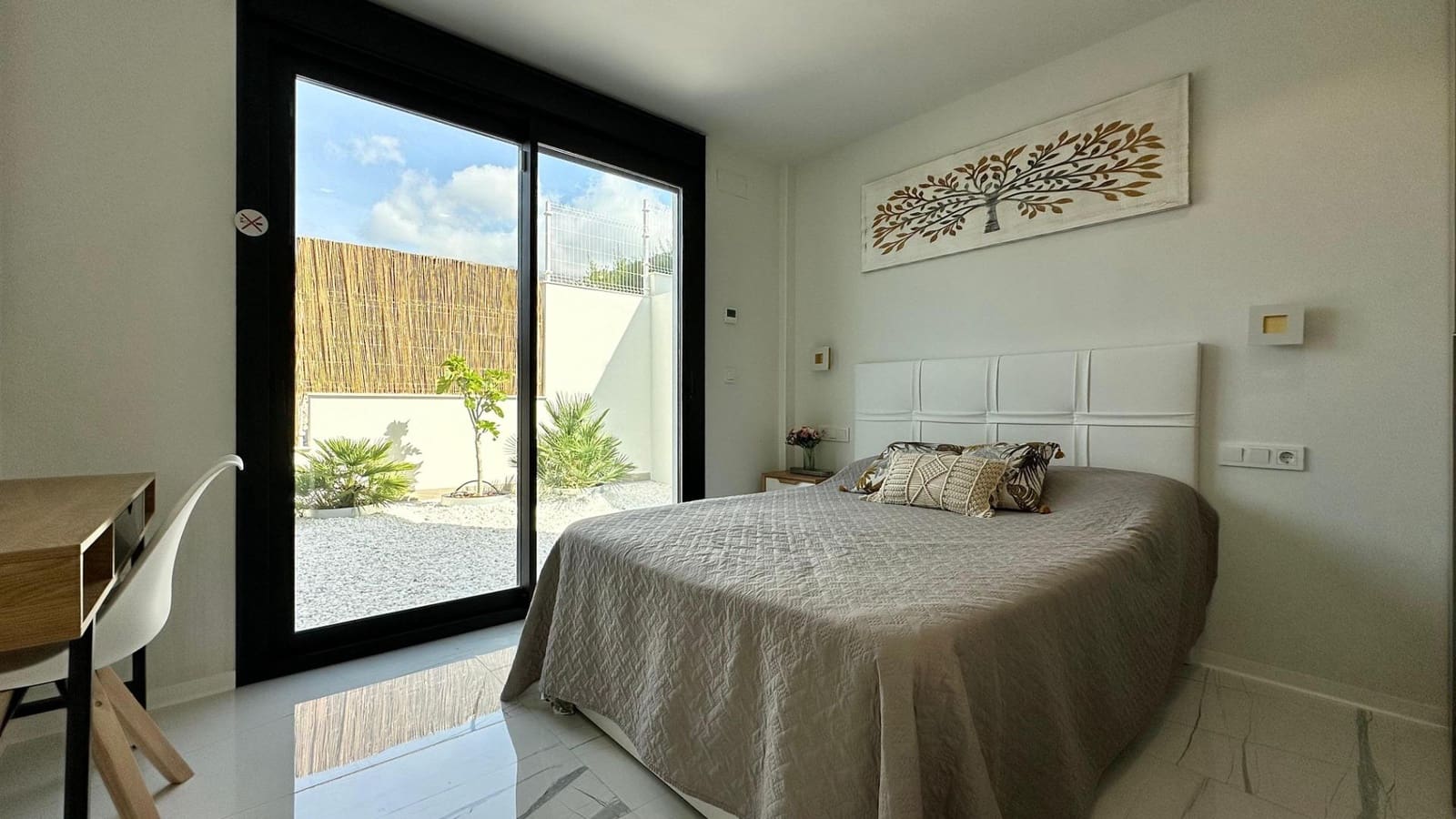 3 soverom Villa til leie i Finestrat med svømmebasseng garasje - € 3 500 (Ref: 10025658)