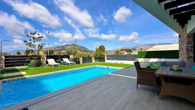 3 soverom Villa til leie i Finestrat med svømmebasseng garasje - € 3 500 (Ref: 10025658)