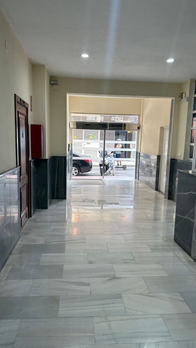 1 chambre Appartement à vendre à Torrevieja - 155 000 € (Ref: 10027355)