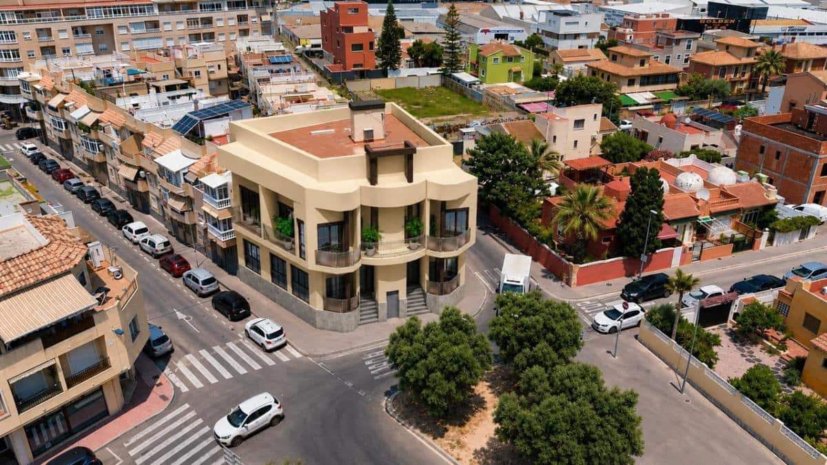 Studio for sale in Torrevieja - € 111,700 (Ref: 10027356)