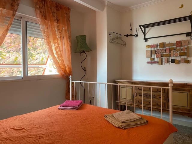Appartement de 3 chambres à louer à Alipark, Alicante ville - 1 000 € (Ref: 10030621)