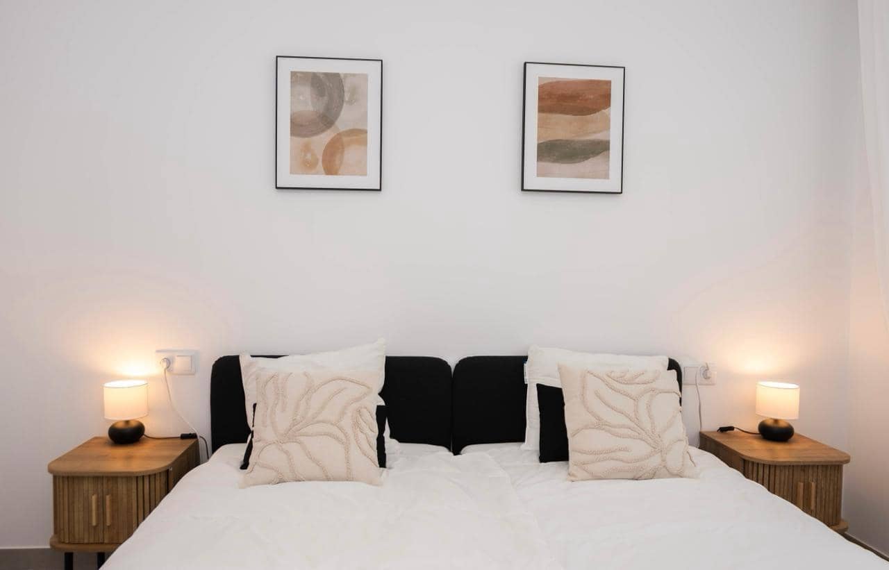 2 bedroom Penthouse for sale in Pilar de la Horadada with pool garage - € 395,000 (Ref: 10034015)