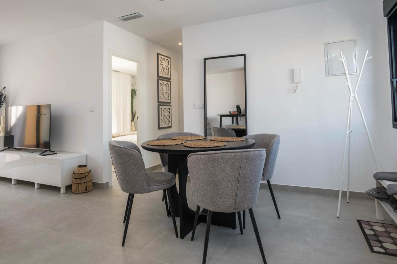 2 bedroom Penthouse for sale in Pilar de la Horadada with pool garage - € 395,000 (Ref: 10034015)