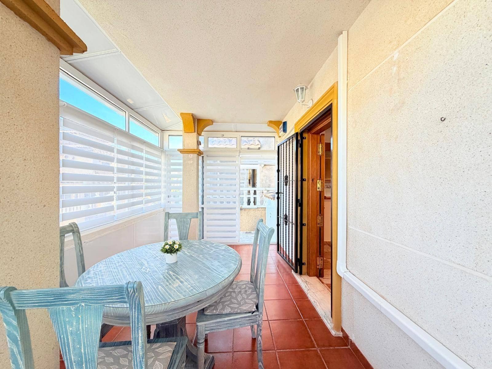 2 quarto Moradia em Banda para venda em Filipinas com piscina garagem - 220 000 € (Ref: 10034016)