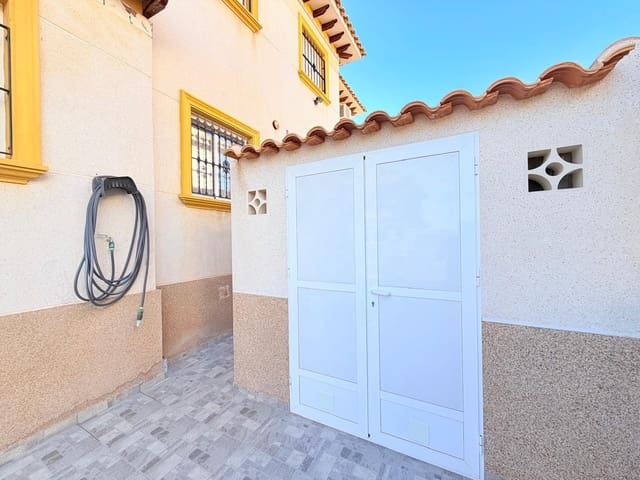 2 quarto Moradia em Banda para venda em Las Filipinas com piscina garagem - 220 000 € (Ref: 10034016)