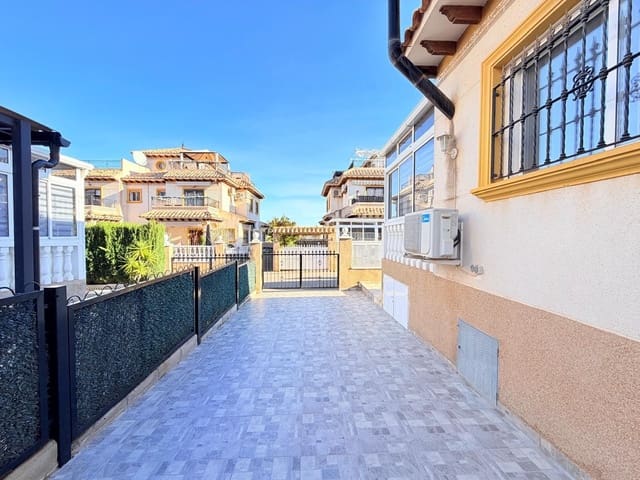 2 quarto Moradia em Banda para venda em Las Filipinas com piscina garagem - 220 000 € (Ref: 10034016)