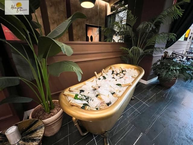 Entreprise à louer à Cami Fondo, Valence ville - 7 000 € (Ref: 10034017)