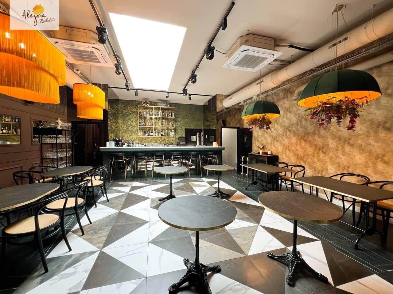 Yritys vuokrattavana paikassa Valencia kaupunki - 7 000 € (Ref: 10034017)